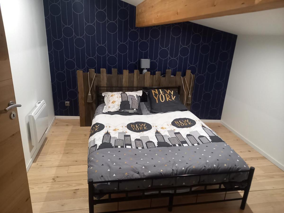 Cosy-Loft Industriel , Jacuzzi , Wifi , 6 Personnes Max Villa Aigues-Vives  Exterior photo